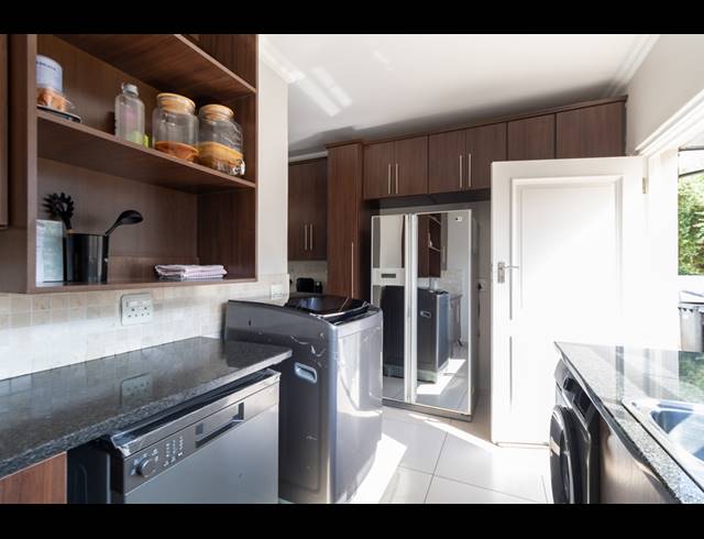 4 BEDROOM HOUSE TO LET IN SILVERWOODS COUNTRY ESTATE